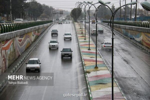 بارش باران و رعد و برق در ۲۰ استان