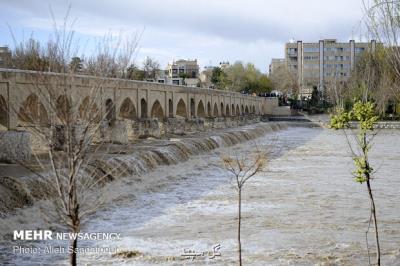 کیفیت هوای اصفهان قابل قبول است