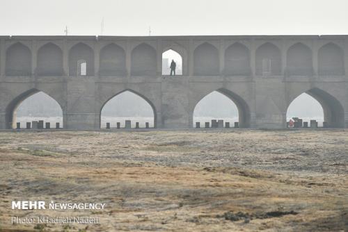 مسایل محیط زیستی و حقوق مردم اصفهان را با هیچکس معامله نمی نماییم